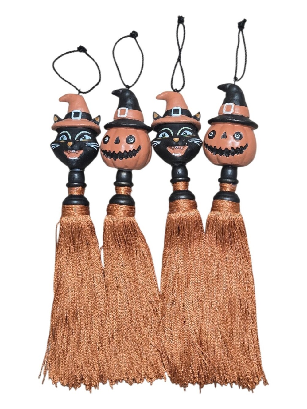9.5" Halloween Tassel Set